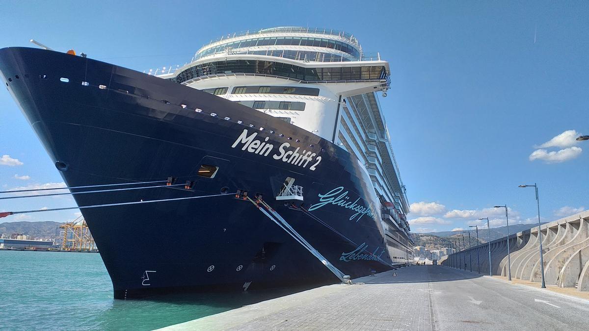 Llega el primer crucero a Málaga con un millar de alemanes tras la pandemia