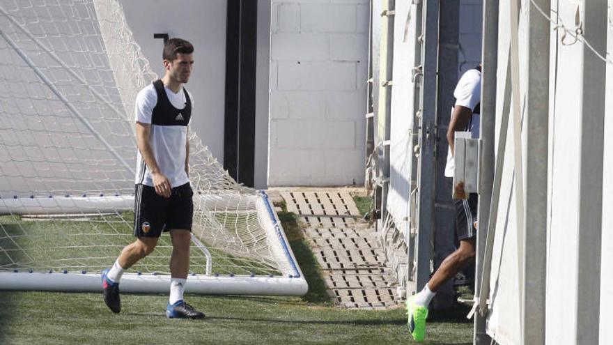 Montoya entrena al margen y es duda ante el Leganés