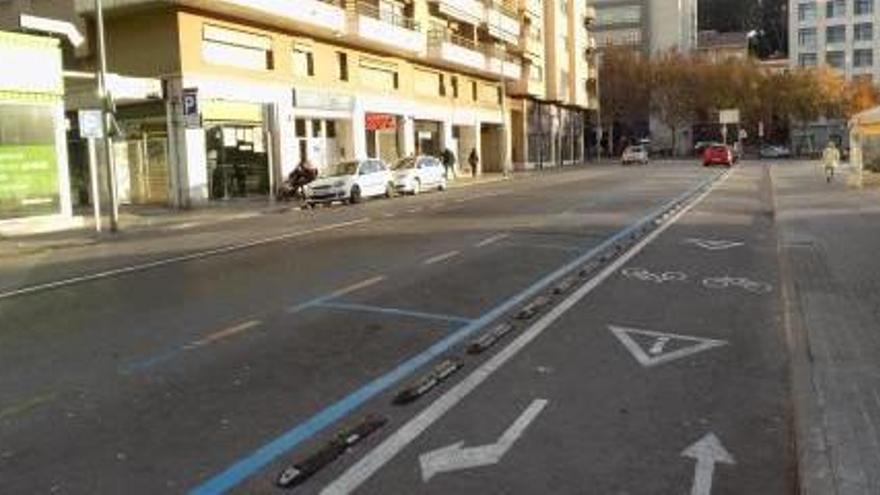 El carrer del Primer de Maig de Manresa en una imatge d&#039;arxiu