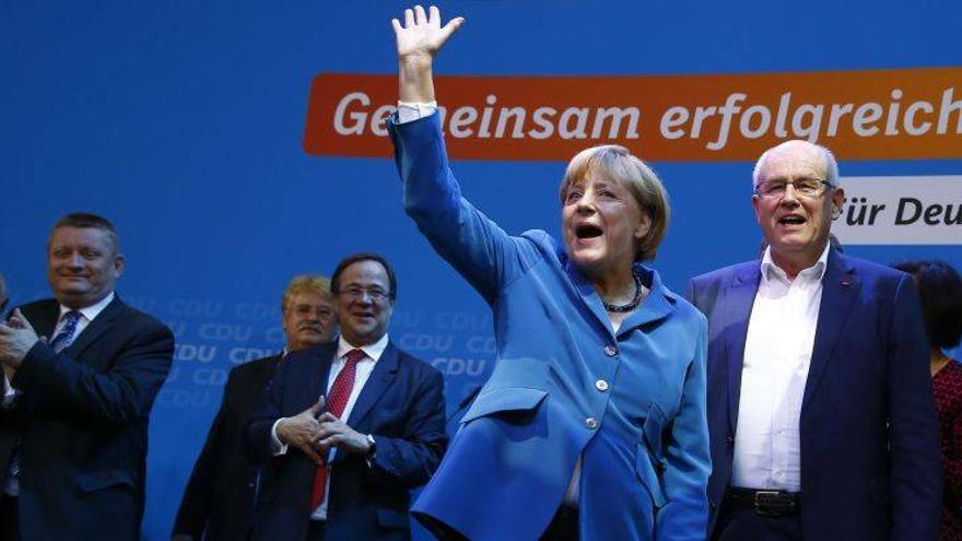 Merkel bate los pronósticos y gana las elecciones con el 41,7% de los votos