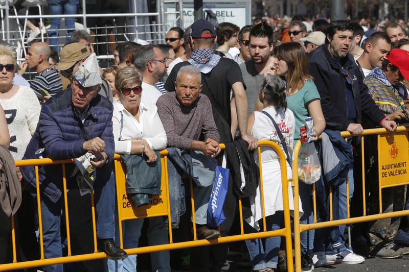 Búscate en la mascletà del 2 de marzo