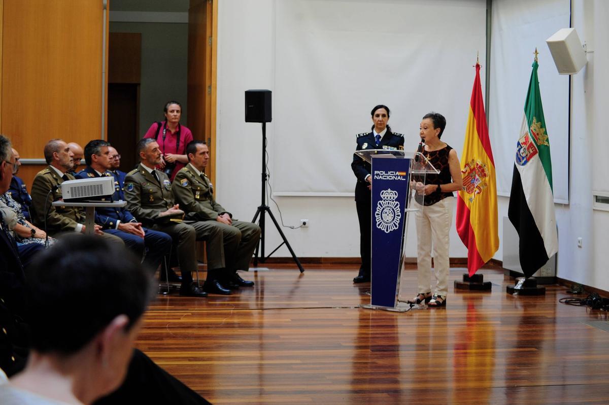 Las imágenes del homenaje en Badajoz a las víctimas del terrorismo
