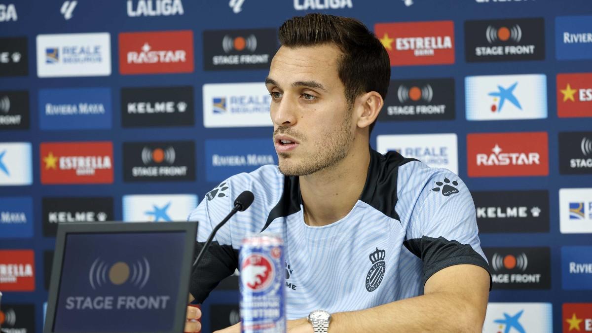 Brian Oliván, jugador del Espanyol, en rueda de prensa