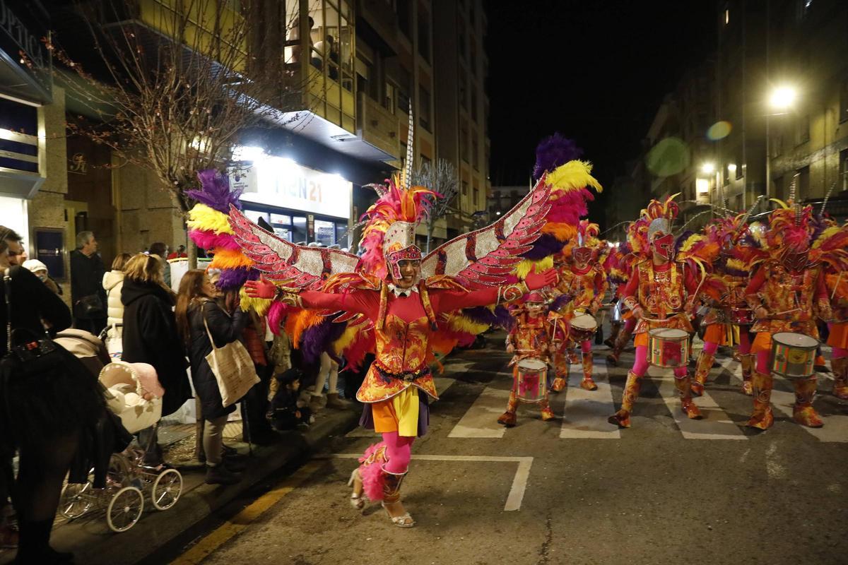 Así fue el gran Antroxu de Mieres: cientos de personas en el Carnaval, ¿estuviste desfilando?
