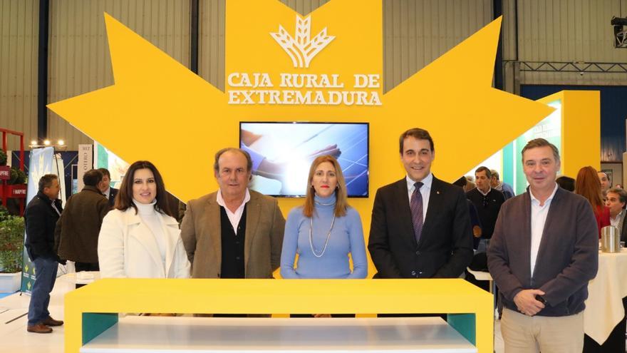 Caja Rural de Extremadura y la Denominación de Origen Ribera de Guadiana acuerdan ampliar su colaboración