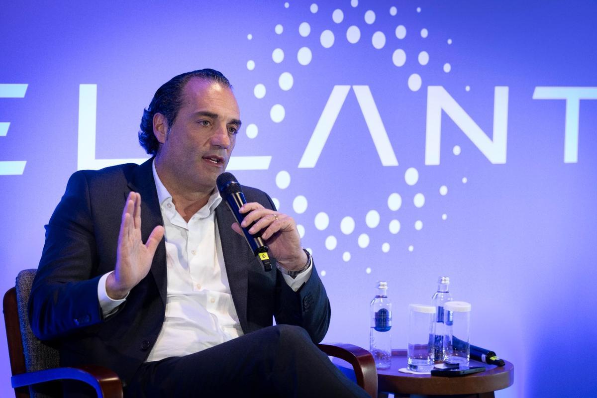 El CEO de Stellantis, Antonio Filosa, en un acto celebrado este miércoles en Brasil.