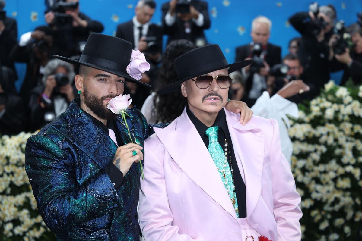 NEW YORK (United States), 06/05/2025.- Maluma (L) and Willy Chavarria (R) pose on the red carpet for the 2025 Met Gala, the annual benefit for the Metropolitan Museum of Art's Costume Institute, in New York, New York, USA, 05 May 2025. The event coincides with the Met Costume Institute's spring 2025 exhibition ‘Superfine: Tailoring Black Style’ which will be on view from 10 May 2025 through 26 October 2025. (Nueva York) EFE/EPA/JUSTIN LANE