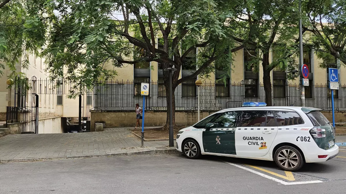 Un tribunal anula una sanción interna a un guardia civil por falta de respeto a dos policías locales de Alicante