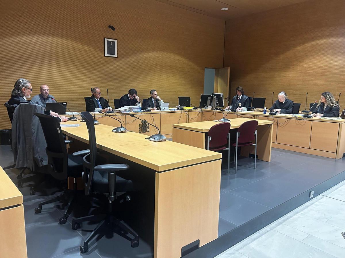 El abogado acusado, Francisco Rafael P. M., este miércoles en el juicio celebrado en la Audiencia Provincial.