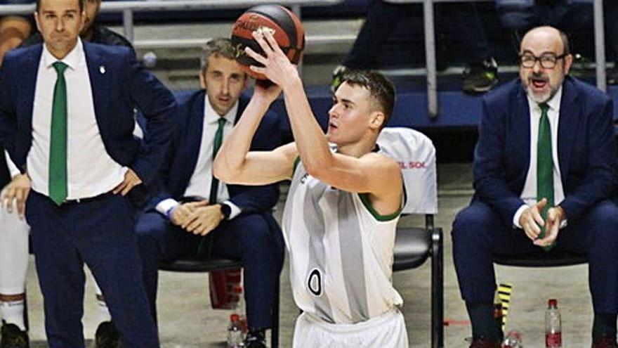 Nenad Dimitrijevic, durante un partido con la &#039;Penya&#039;.