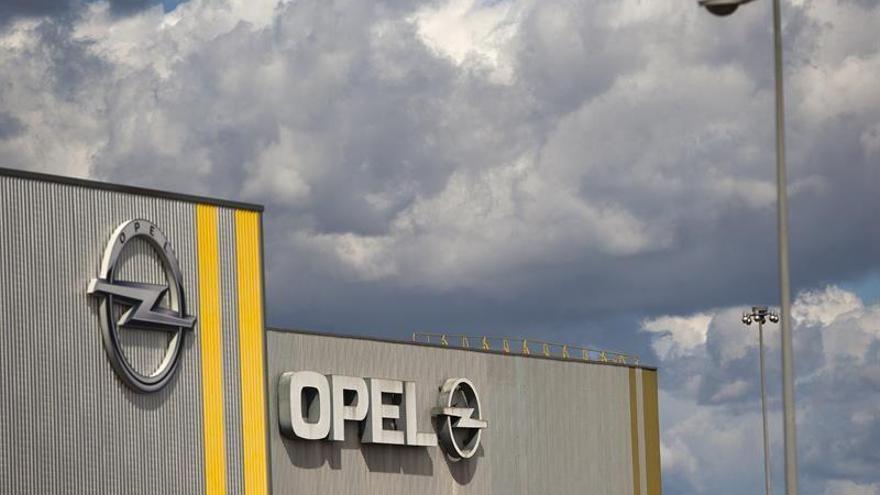 PSA se convierte en &quot;número dos&quot; en Europa con un Opel en déficit crónico