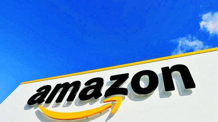 Un centre logístic d’Amazon en una fotografia d’arxiu