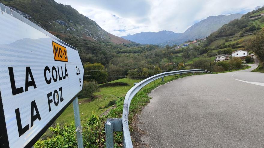 La carretera MO-3, que une las localidades de Santa Eulalia y La Foz de Morcín. | A. Velasco