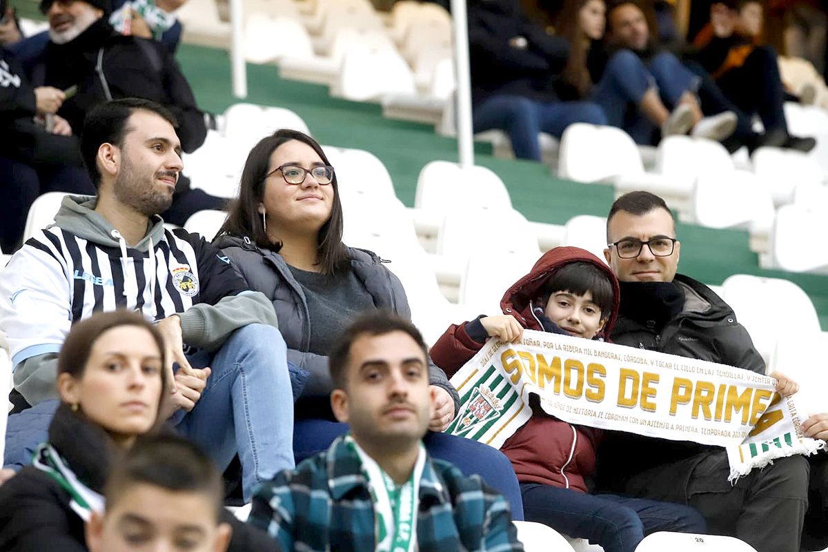 Las imágenes de la afición del Córdoba CF - Linense