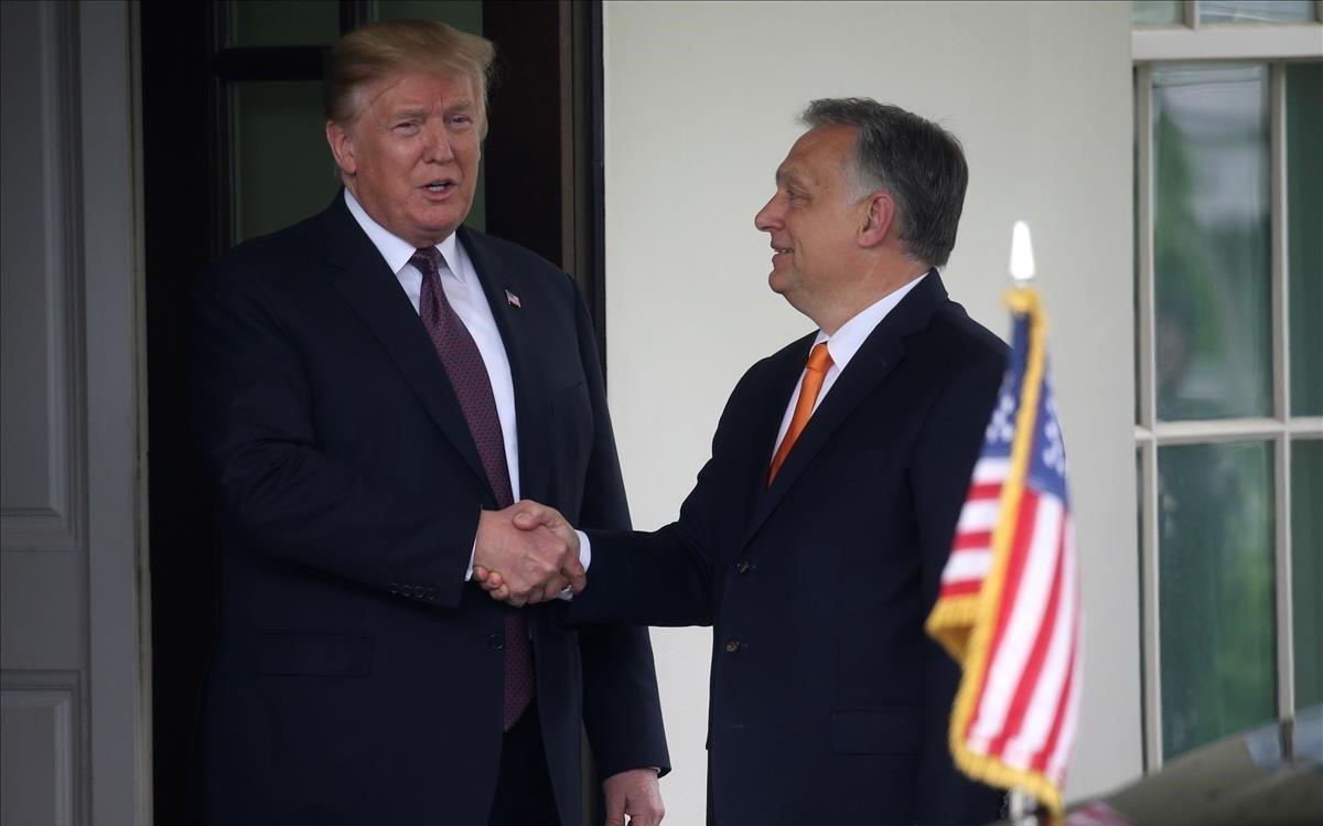 zentauroepp48138318 u s  president donald trump welcomes hungary s prime ministe190513202213