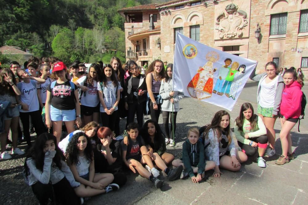 Encuentro de escolares en Covadonga