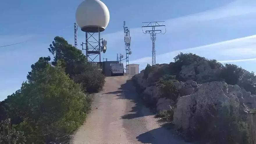 Aemet renueva el radar meteorológico que cubre la provincia de Alicante con una inversión de 1,5 millones de euros