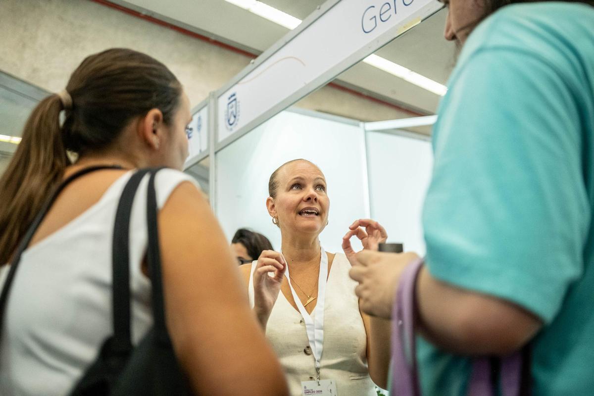 Feria De Empleo En El Recinto Ferial De Santa Cruz De Tenerife
