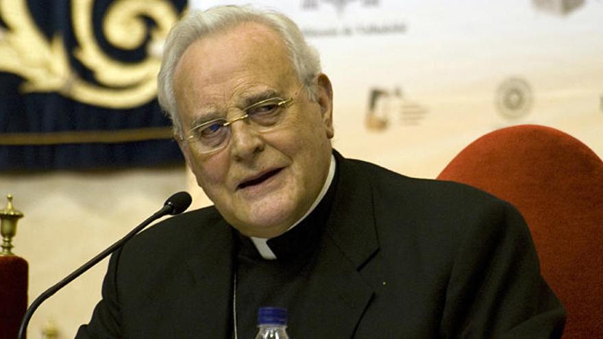 El cardenal Carlos Amigo pregonará la Semana Santa de Torrevieja