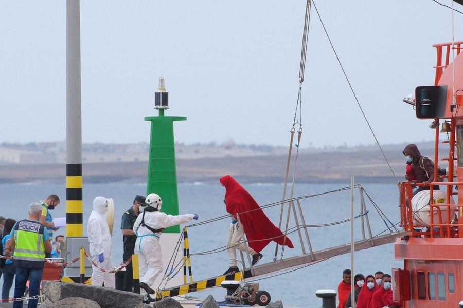 Rescatado un cayuco con 36 migrantes magrebíes al nordeste de Fuerteventura