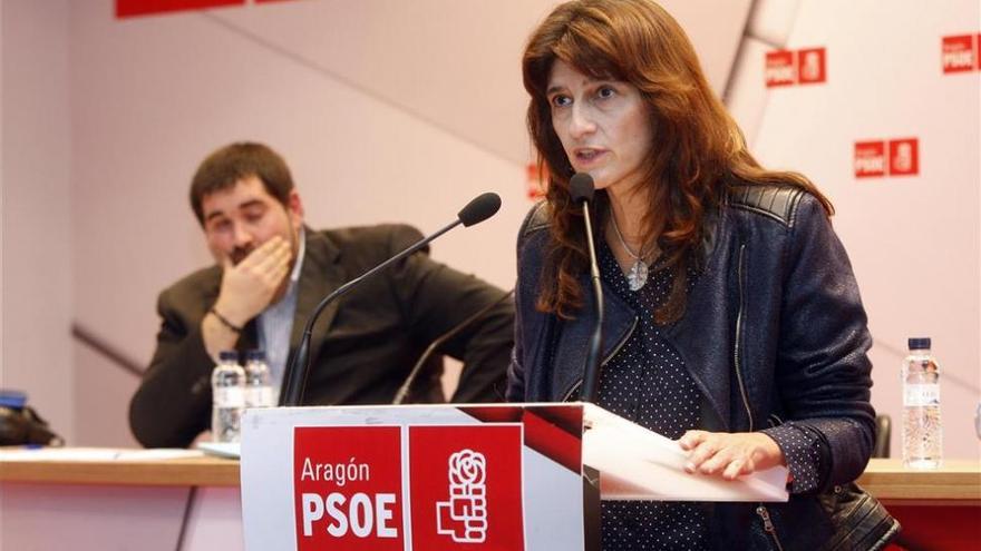 Dueso dice que Lambán no puede liderar un modelo de partido en el que no cree