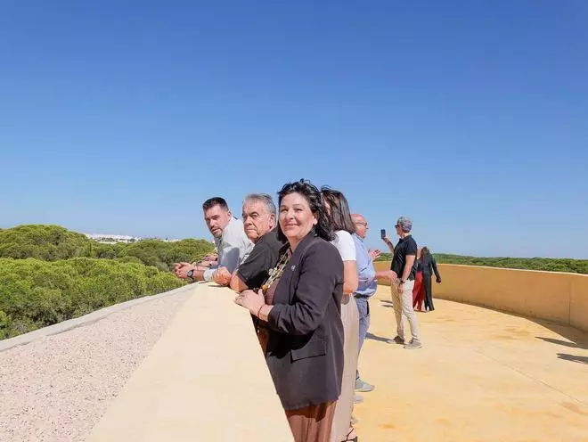 FOTOGALERÍA | Así es el mirador 'Puerta de Doñana' en Matalascañas, ya abierto al público