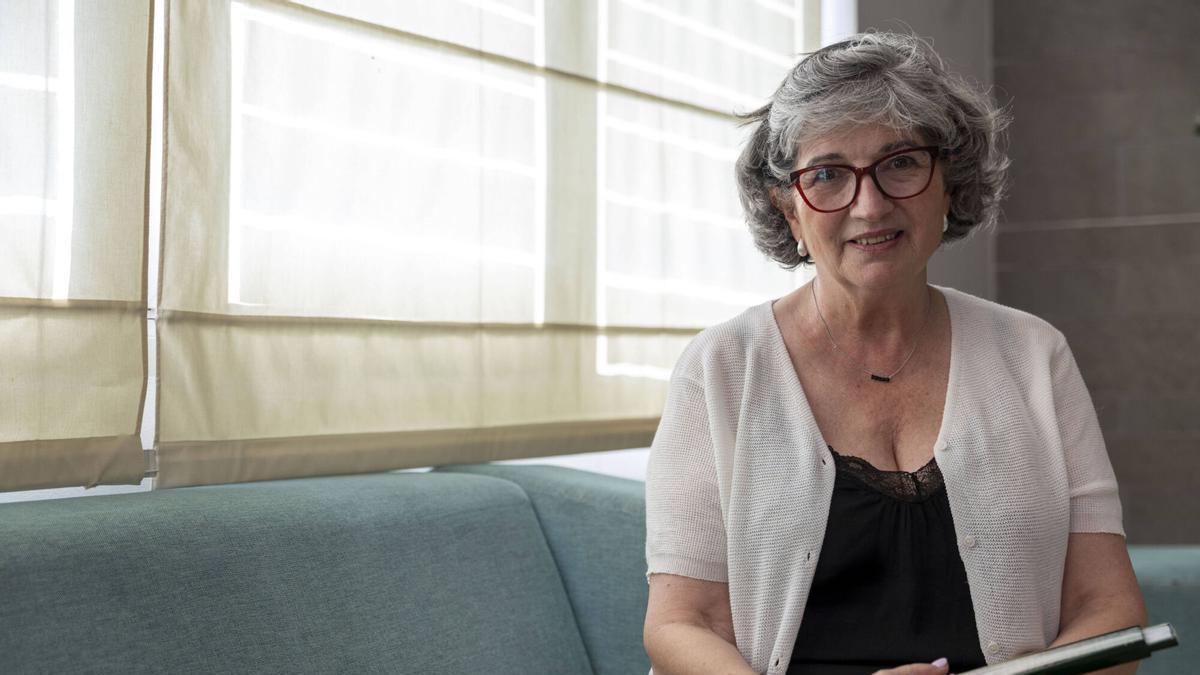 Pilar González, cofundadora de Adelante Andalucía:  Las izquierdas soberanistas pueden provocar un cambio de modelo del Estado, a la inversa de lo que ocurrió en el 78 