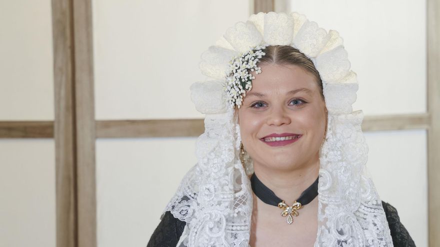 Eva Valentina García Martínez, candidata de la Hoguera Pla-Hospital