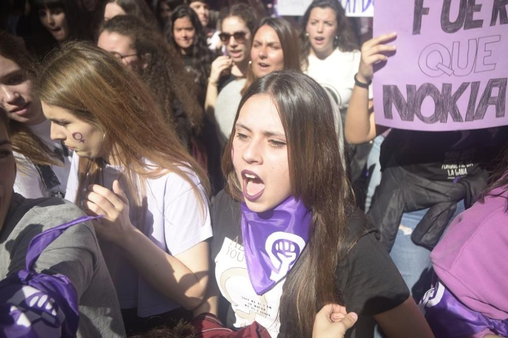 La feministas calientan motores antes de la manifestación del 8-M en Murcia