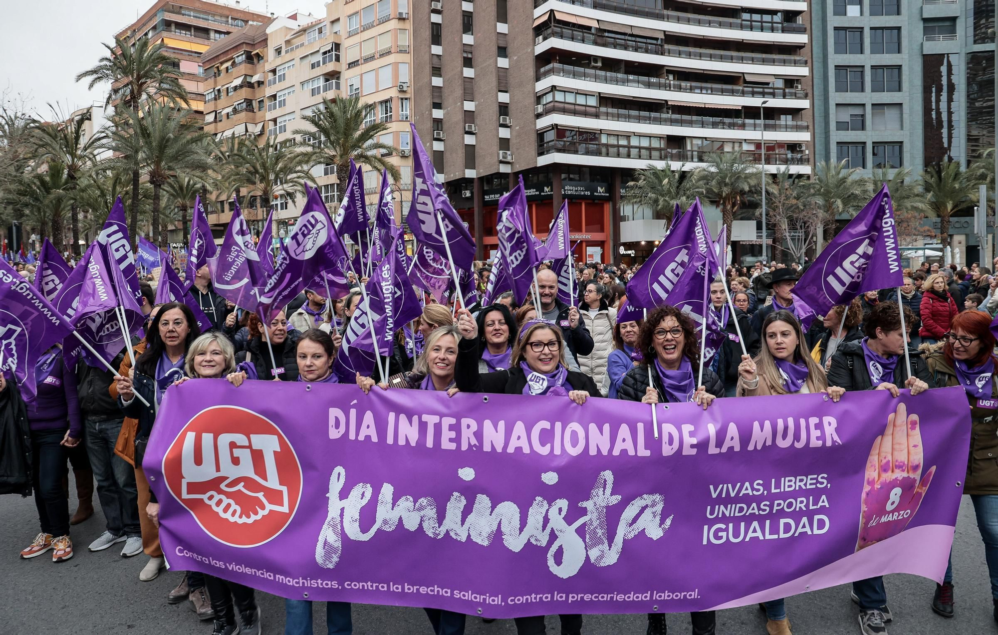 Marcha 8M en Alicante, día de la Mujer
