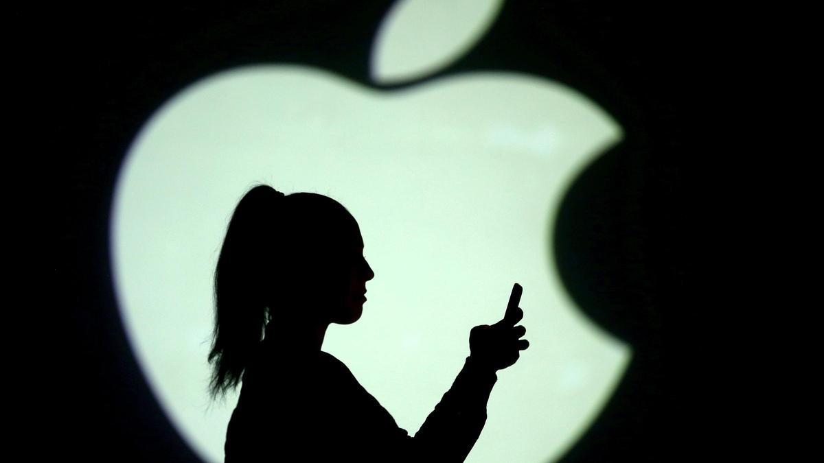 La CE dice que Apple infringe la normativa comunitaria en materia de competencia.