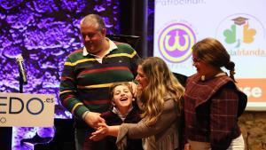 La dona de Cristiano Ronaldo, Georgina Rodríguez, dona 120.000 euros "fonamentals" per al tractament del nen amb síndrome de Nedamss