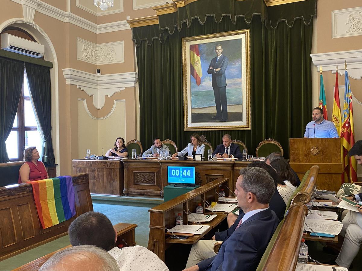 Fotografía de archivo de un debate sobre LGTBI en el Ayuntamiento de Castelló.