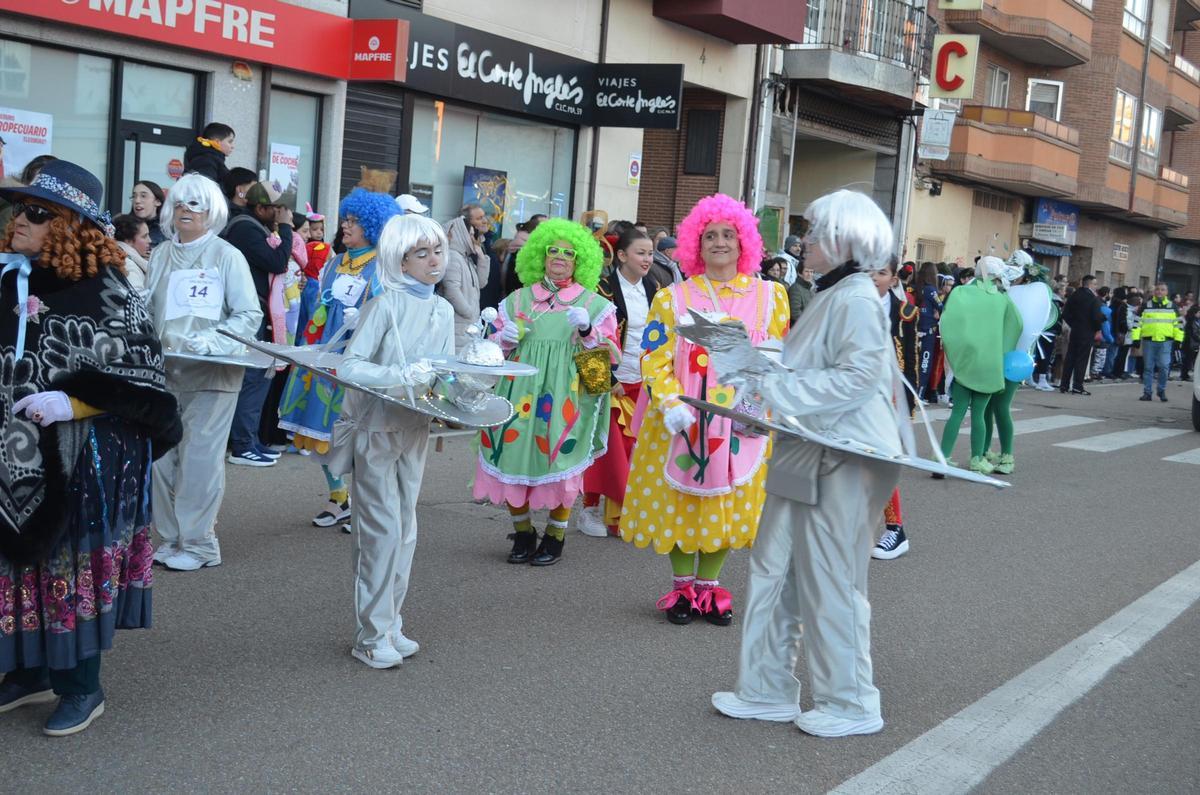 GALERÍA | El desfile de carnaval de Benavente, en imágenes GALERÍA | El desfile de carnaval de Benavente, en imágenes