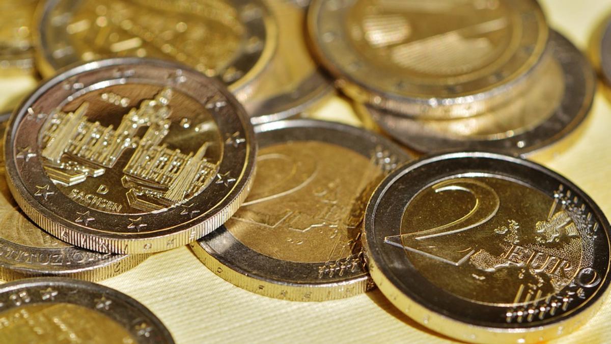 SUBASTAS MONEDAS EURO: Si tienes estas monedas de 2 euros las puedes vender  por más de 2.500