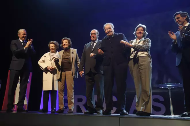 En imágenes | Homenaje en memoria de César Alierta
