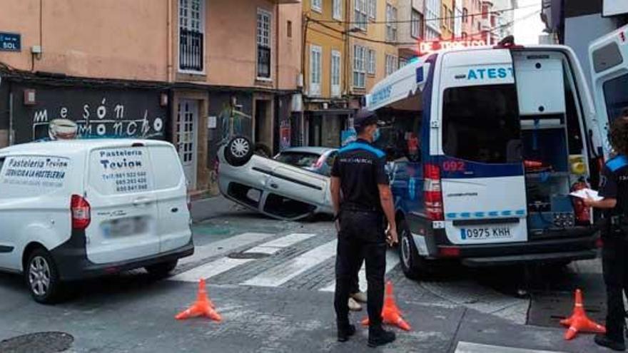 Dos heridos en un accidente entre las calles Orzán y Sol