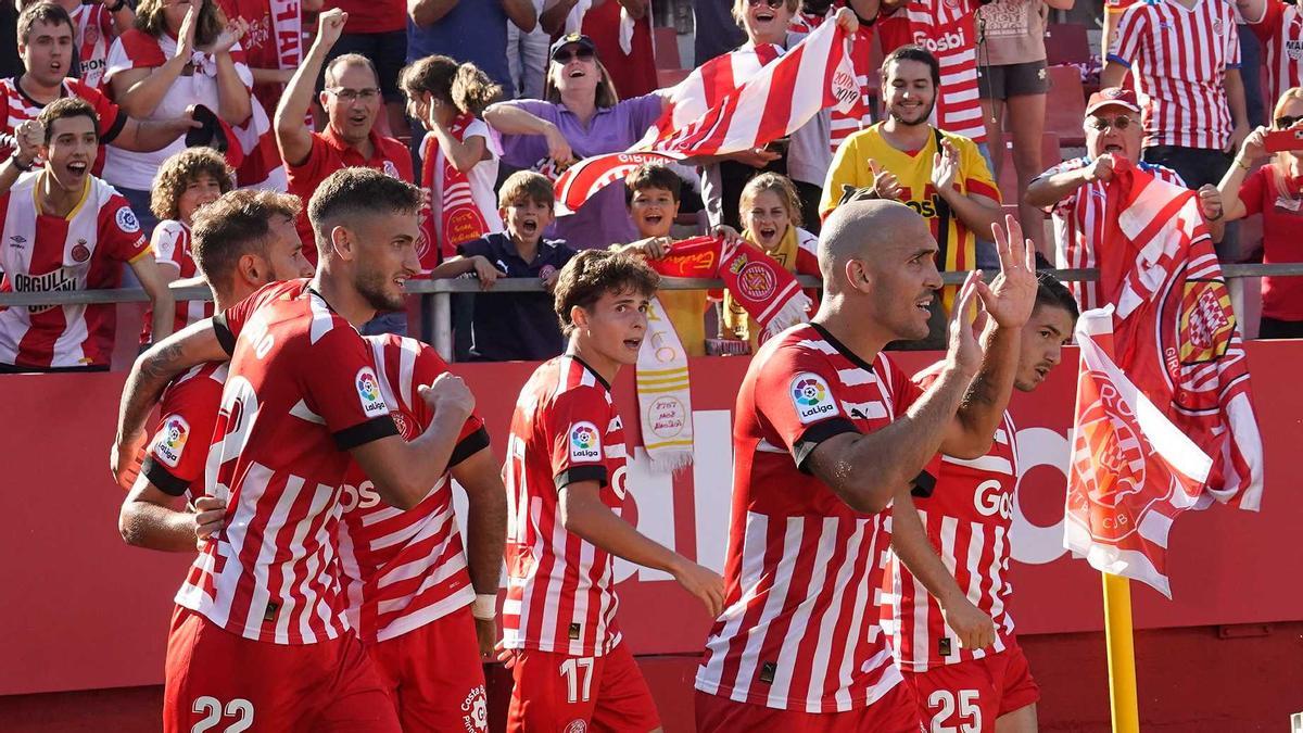 Els jugadors del Girona celebrant un gol a Montilivi