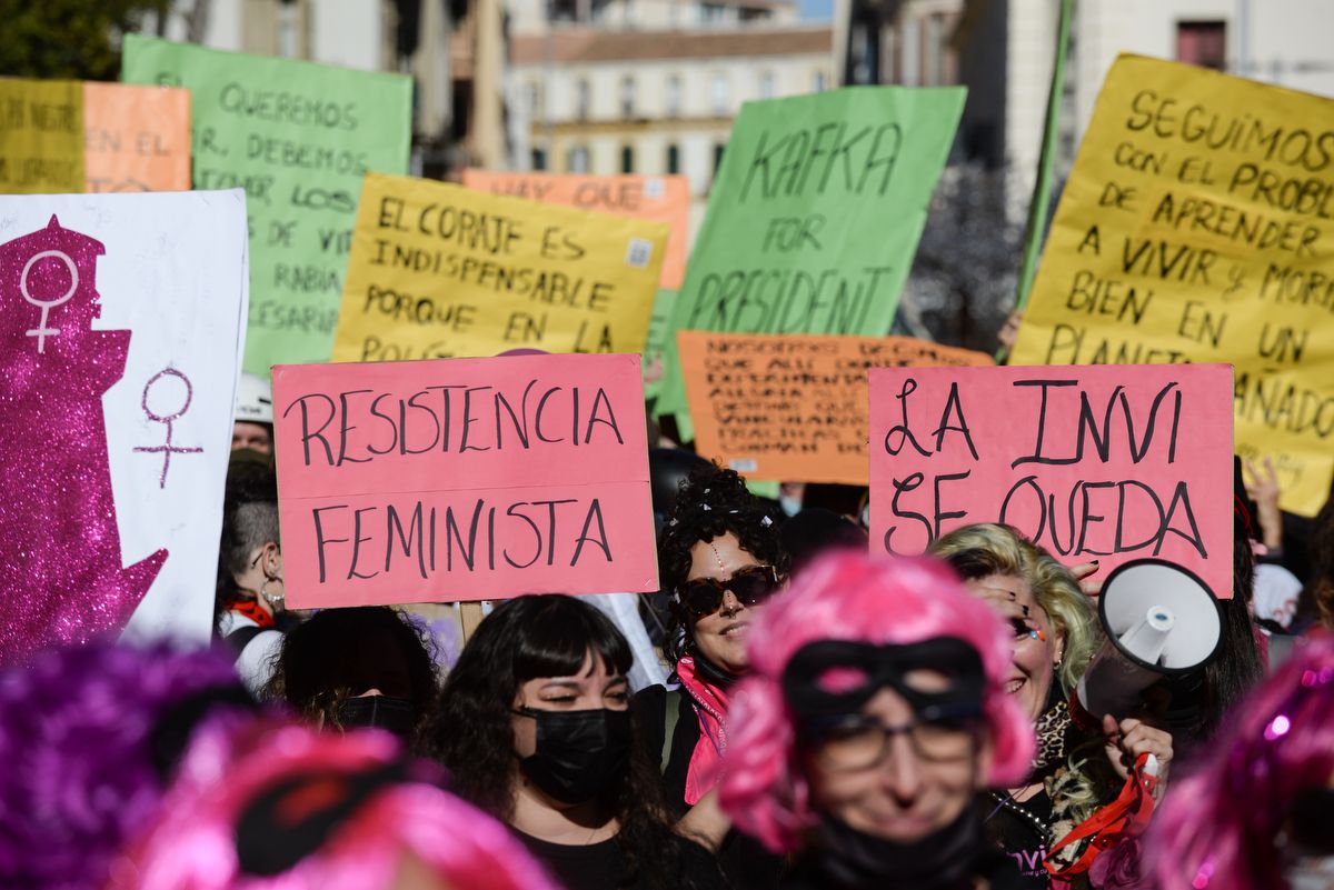 Manifestación en contra del desalojo de La Casa Invisible