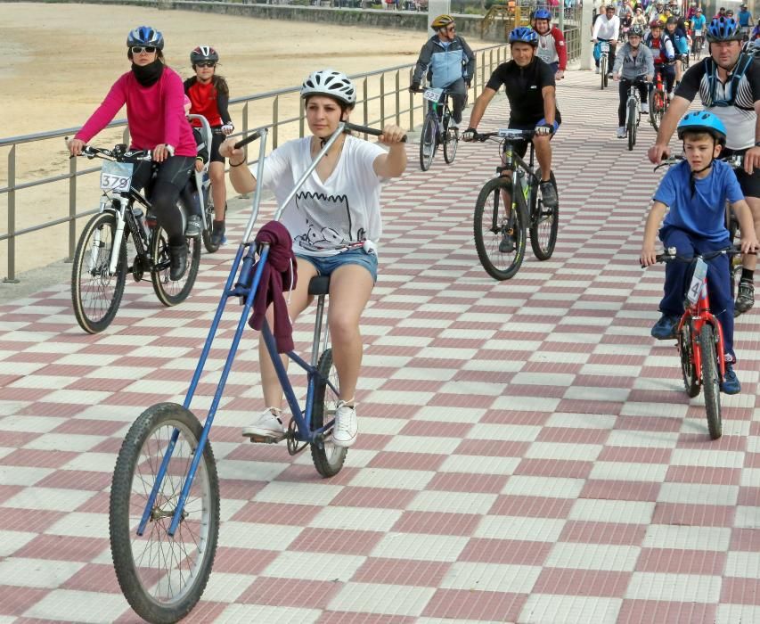 Más de 300 ciclistas ruedan por Nigrán