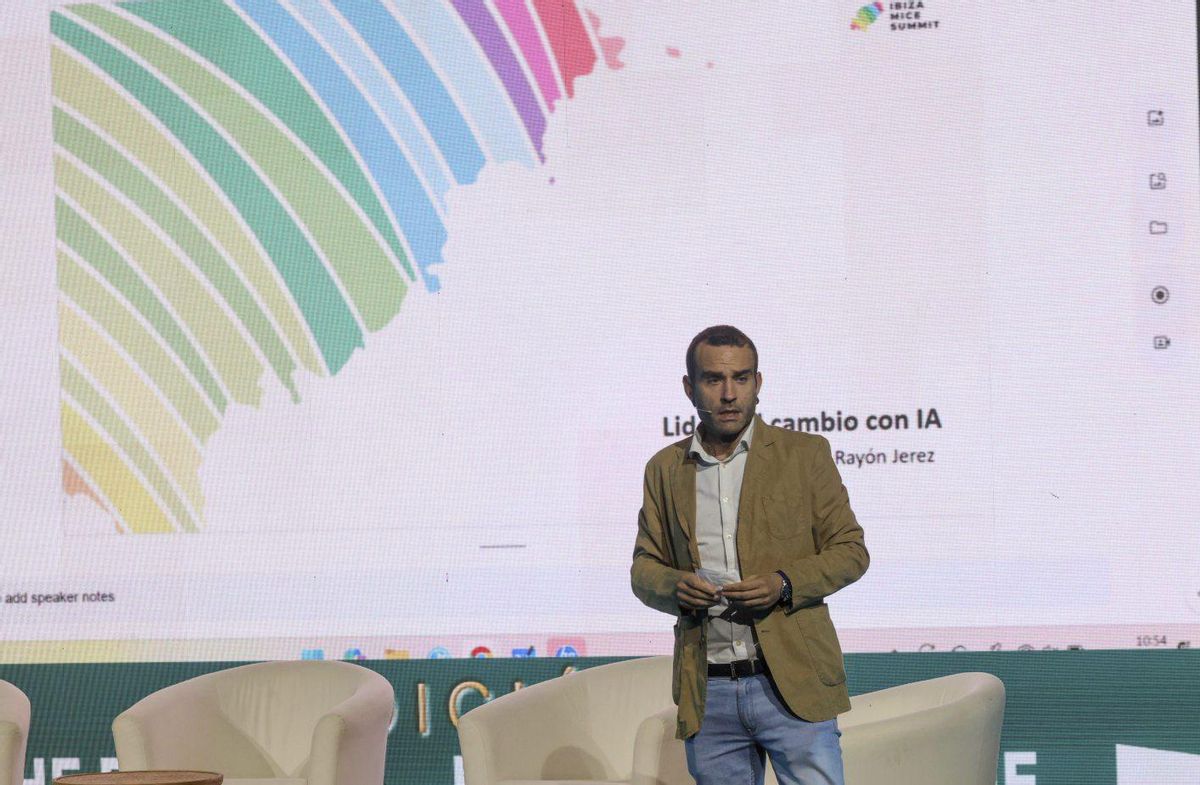Álex Rayón: «Antes la IA era la fea de la discoteca, ahora es 'mainstream'»