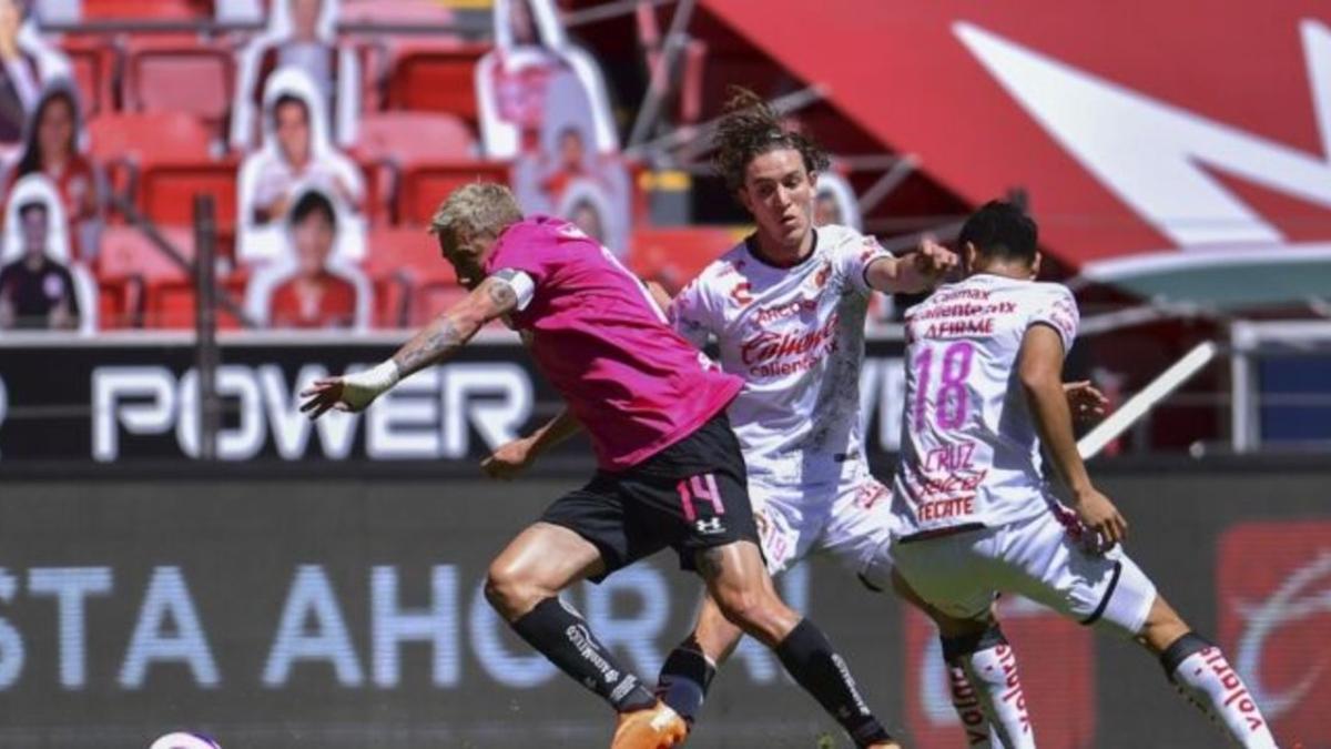 Toluca saltó al campo con un uniforme alternativo