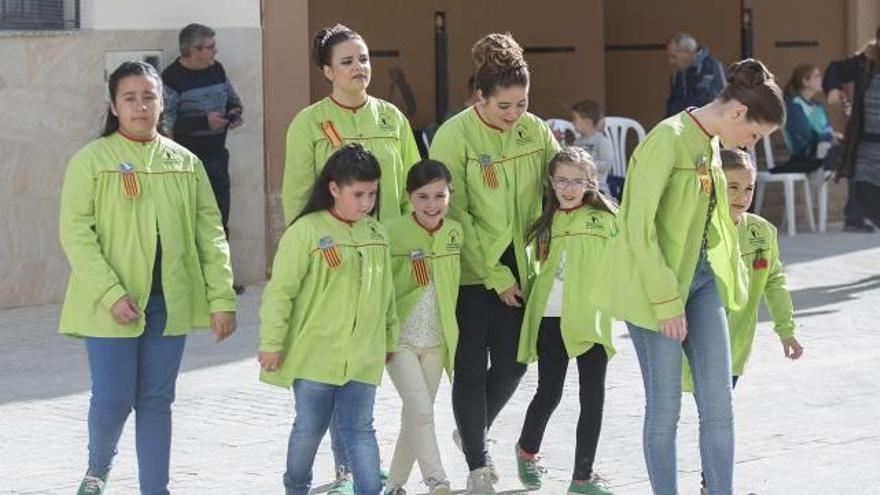 Las festeras también participaron en la jornada festiva.