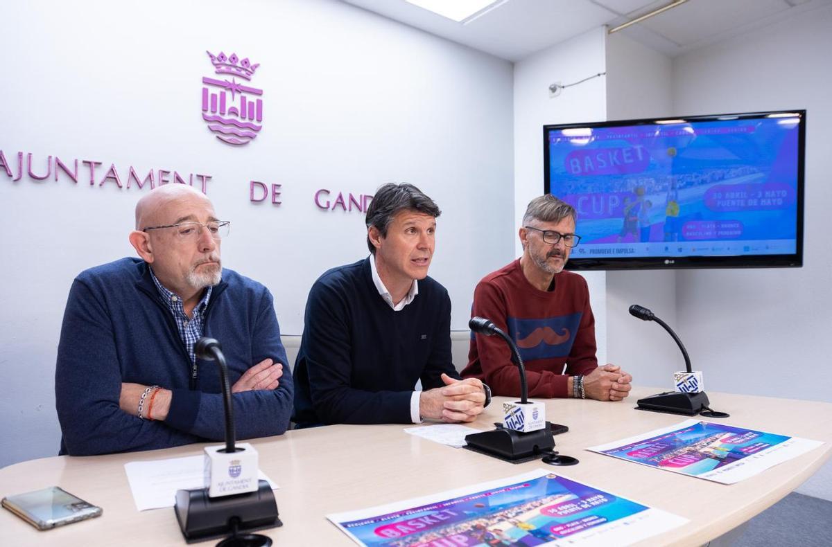 Presentación del nuevo torneo de baloncesto.