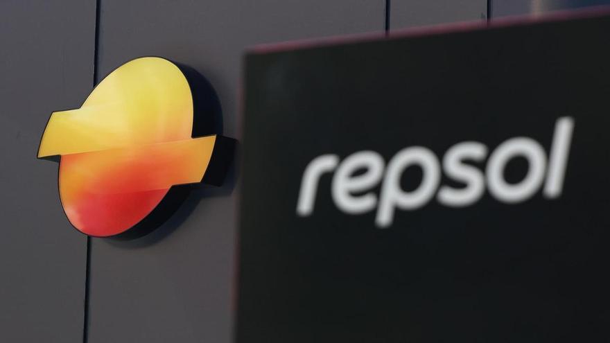 Repsol casi cuadriplica su beneficio hasta junio por el alza del petróleo tras la guerra de Irán