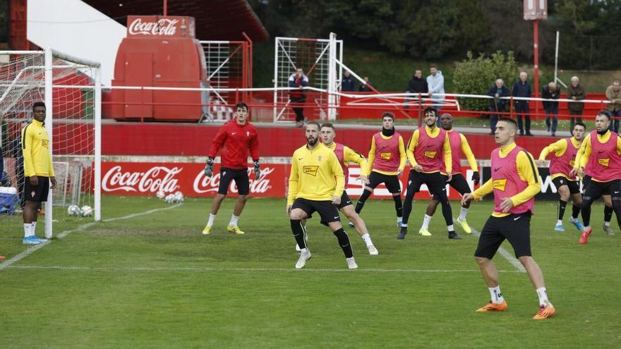 La plantilla del Sporting, en un entrenamiento.