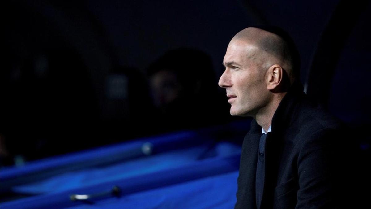 Zinedine Zidane no estaba muy contento pese al resultado con goleada ante la Real