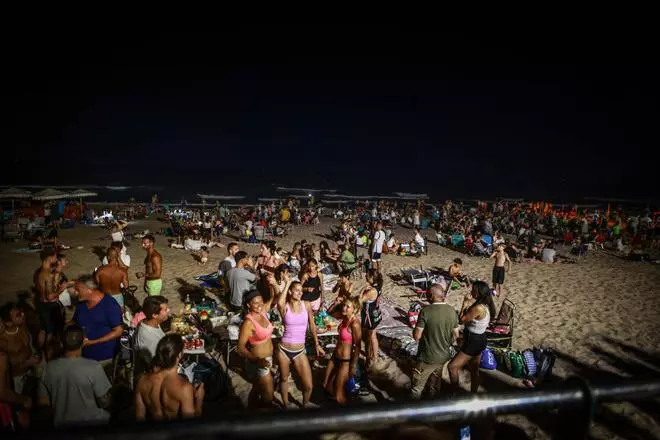 Las mejores imágenes de los actos de Hogueras de San Juan 2026 en Guardamar impulsados por el Grup Foguerer Els Milotxes