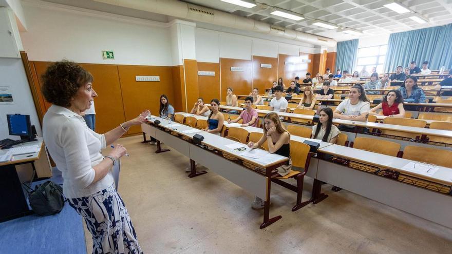 La repesca de Selectividad: más de 1.800 alumnos se examinan esta semana en la provincia de Alicante