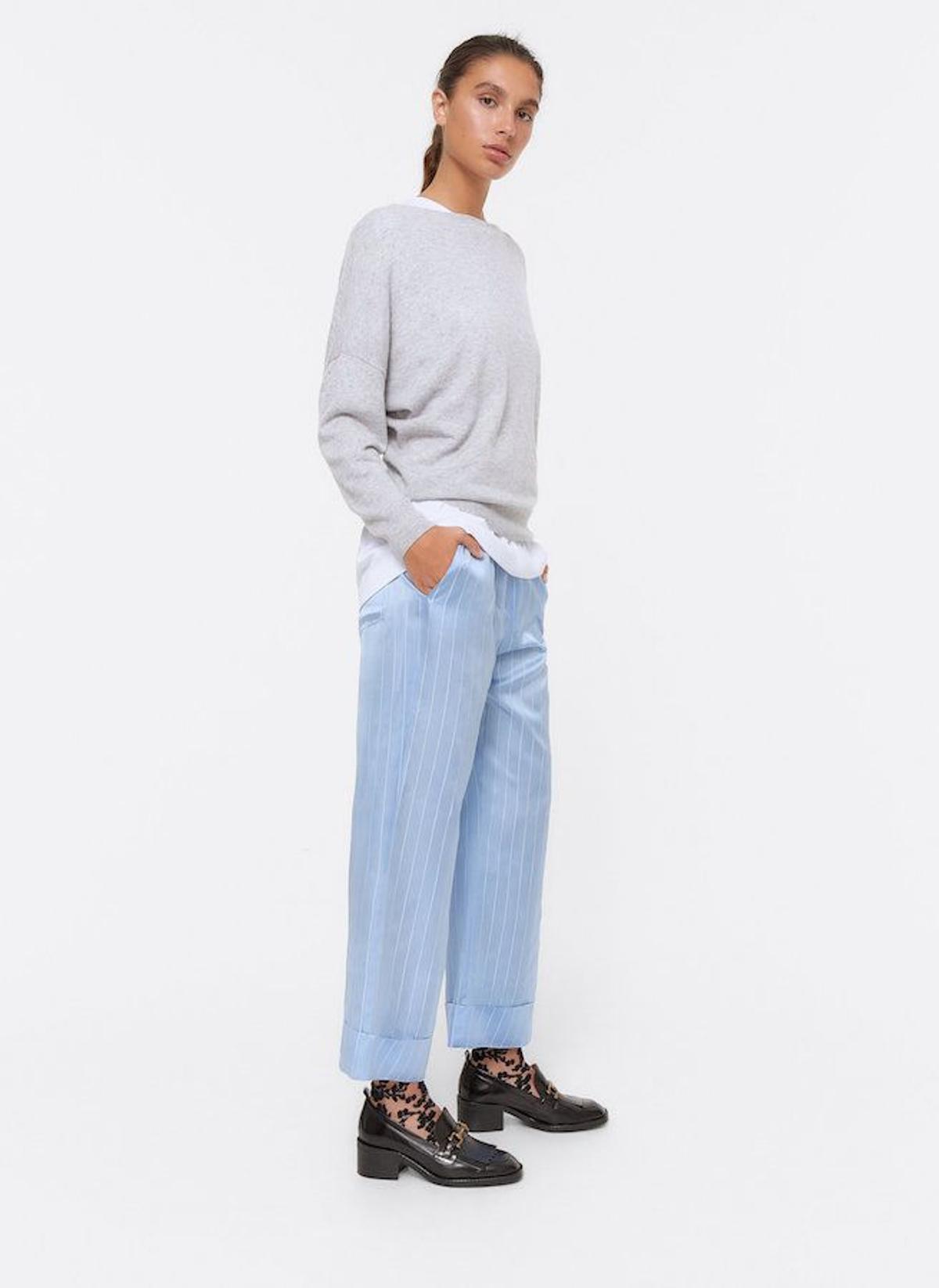 El pantalón de tipo pijama estampado de rayas